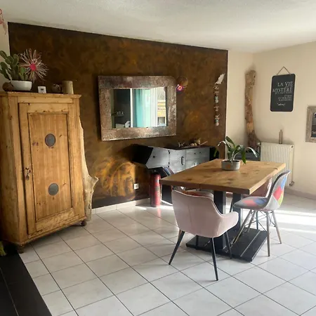 La Guinguette Du Ti Bonheur Hébergement de vacances Toulouse